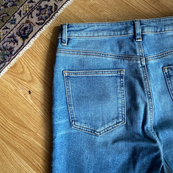 ASOS DESIGN Tall straight leg jeans in light blue - Picture 4 of 4